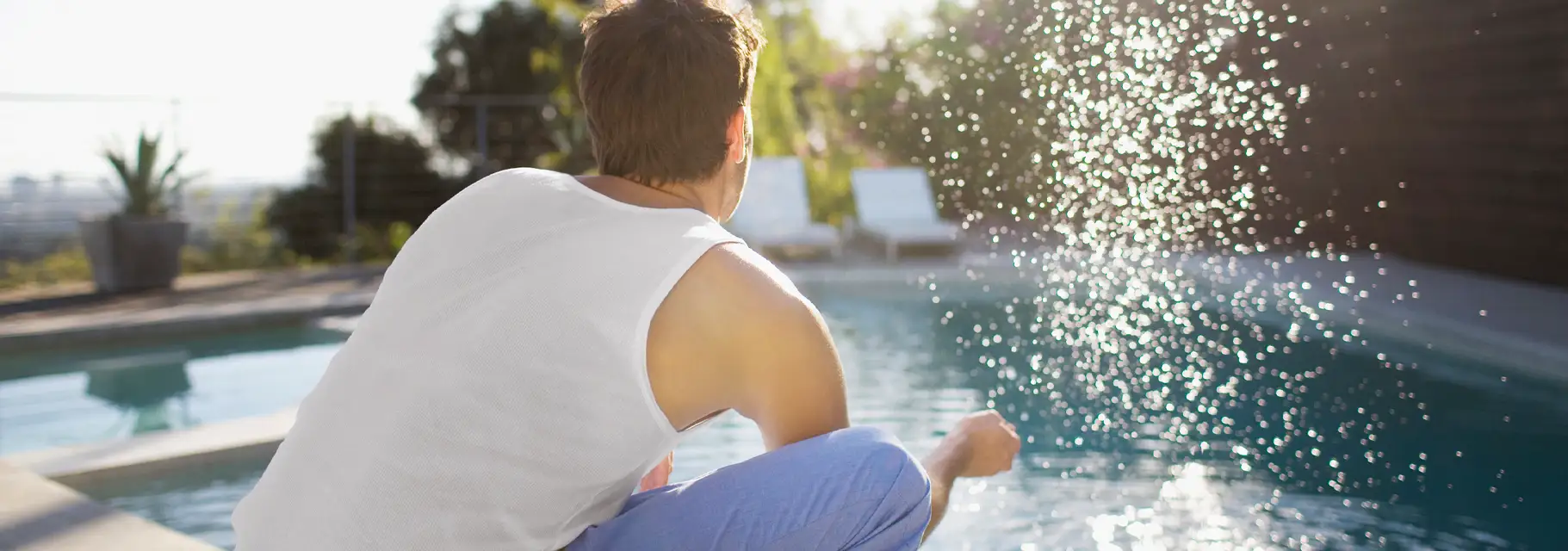 Freude am Pool nach der Schwimmbad-Sanierung