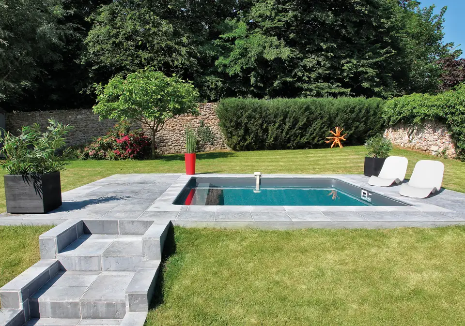 Mini Pool für kleinen Garten